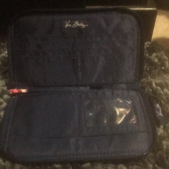 Vera Bradley wallet - Picture 3 of 3